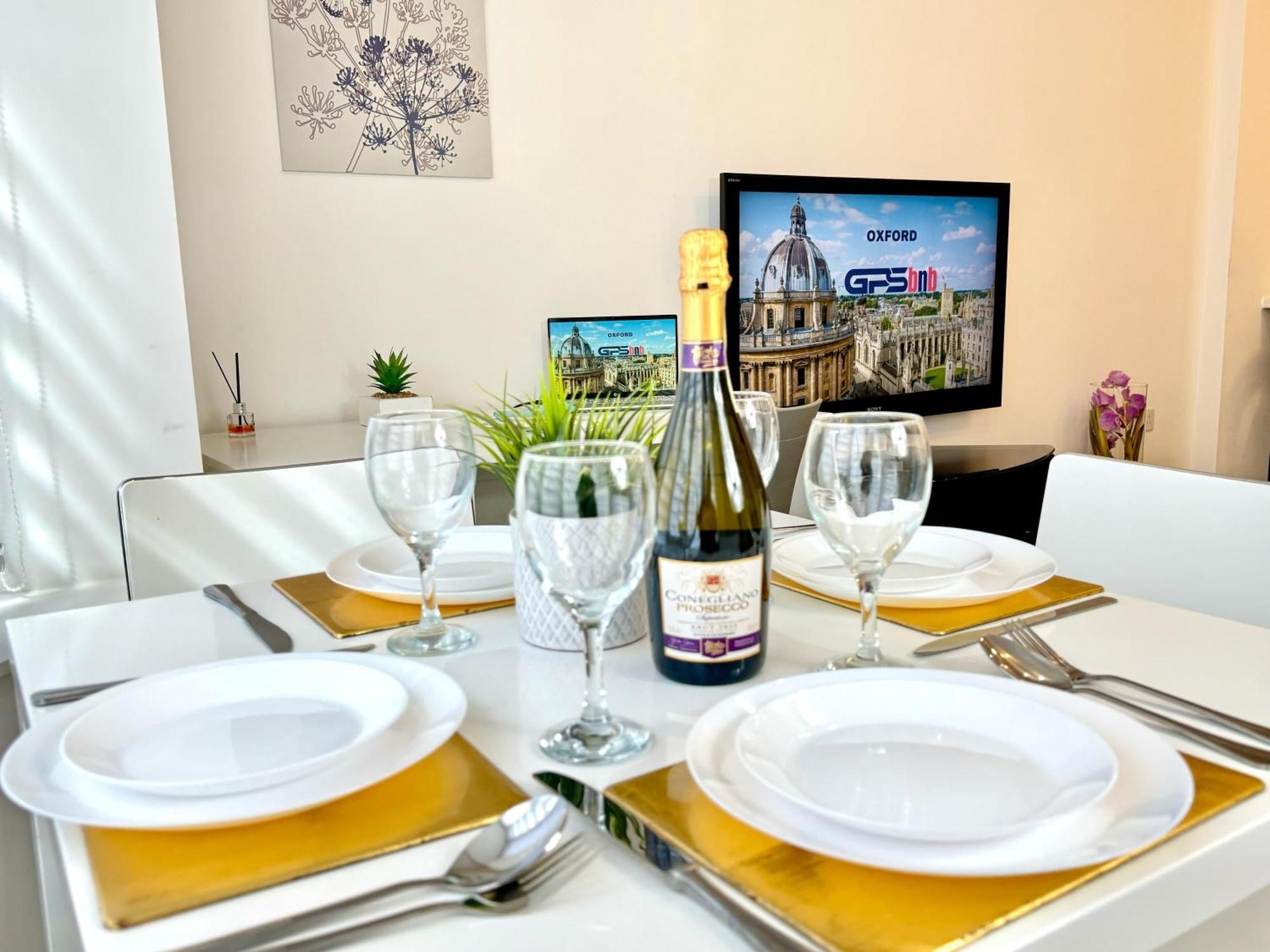 Panorama House, Delightful 2-bedroom Flat 1, Oxford